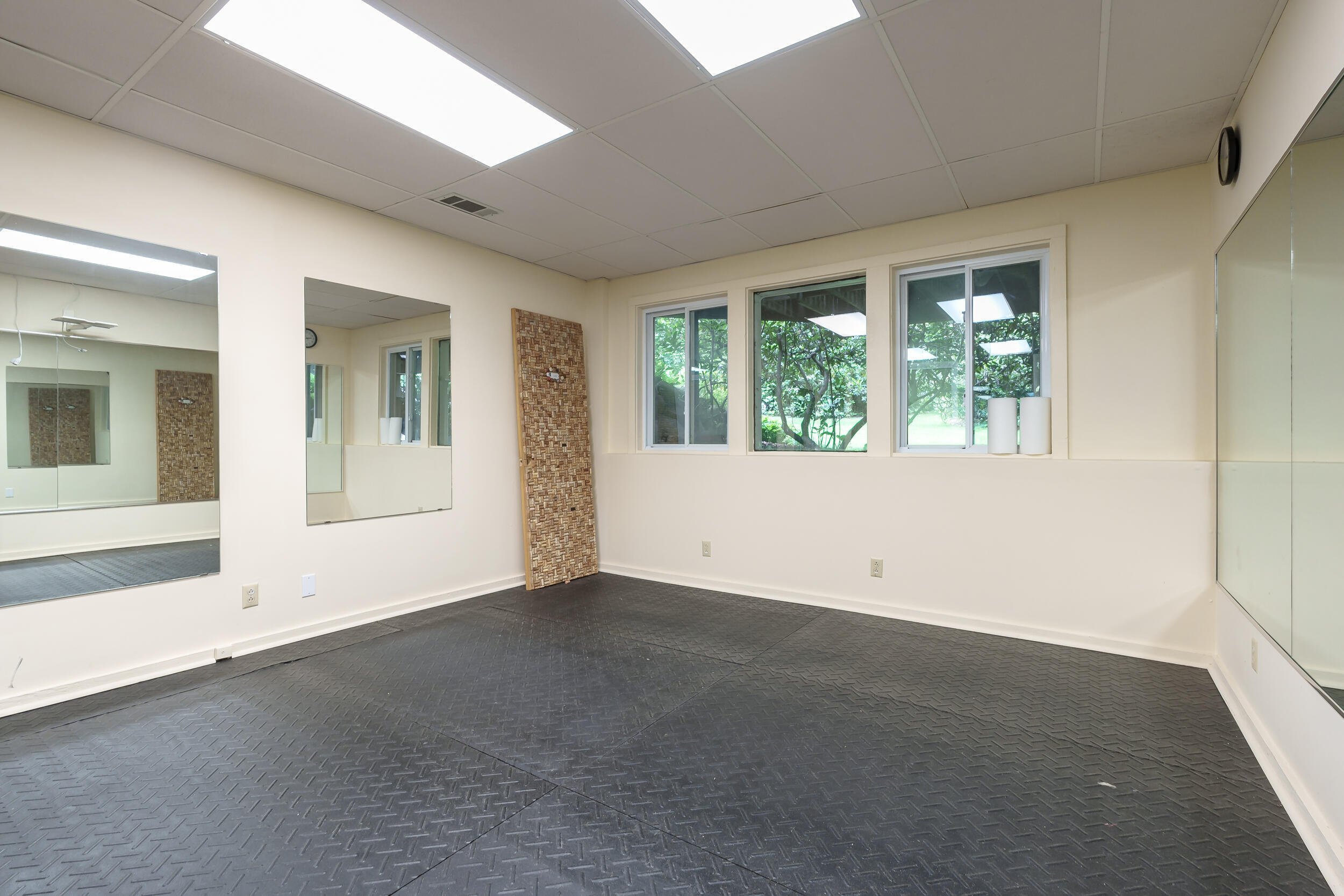 gym room-1